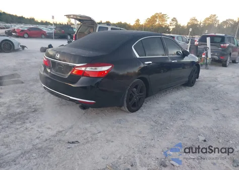 2017 Honda Accord Lx z USA, uszkodzony, nr VIN 1HGCR2F39HA166637